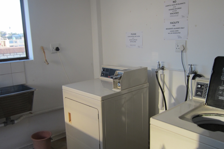To Let 2 Bedroom Property for Rent in Humewood Eastern Cape